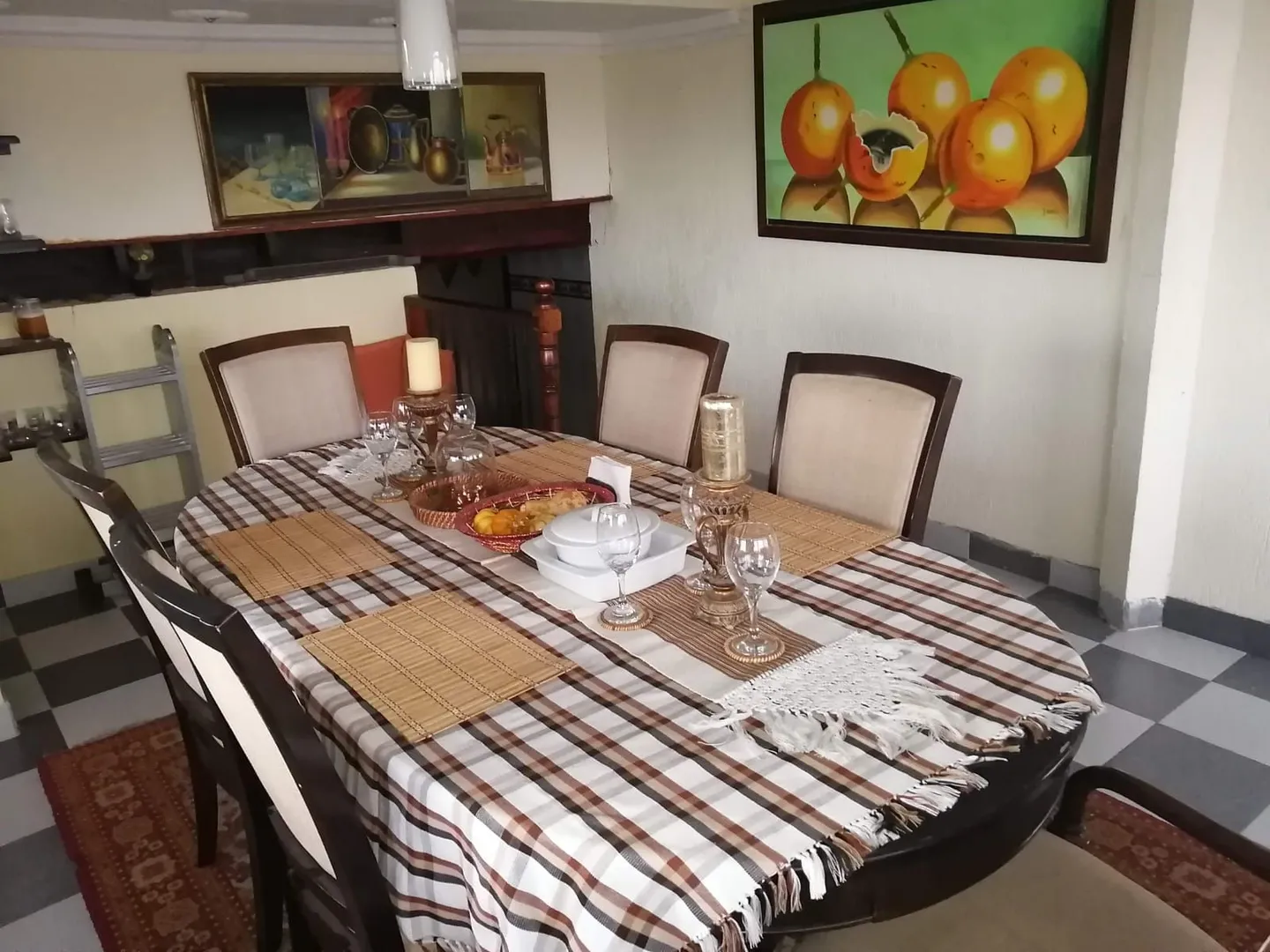 Comedor montado para los huéspedes del Hostal Campestre El Galeno